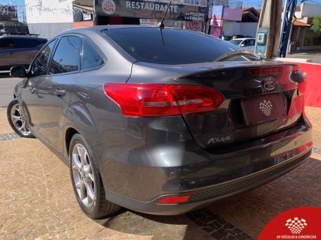 FORD Focus Sedan 2.0 16V 4P FLEX SE POWERSHIFT AUTOM�TICO, Foto 6