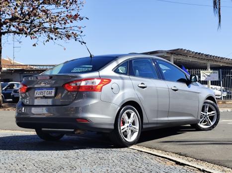 FORD Focus Sedan 2.0 16V 4P FLEX SE POWERSHIFT AUTOMÁTICO, Foto 6
