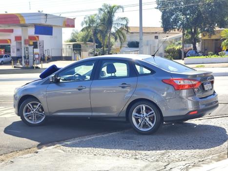 FORD Focus Sedan 2.0 16V 4P FLEX SE POWERSHIFT AUTOMÁTICO, Foto 8