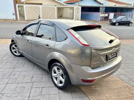 FORD Focus Sedan , Foto 4