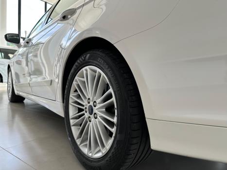 FORD Fusion 2.0 16V 4P ECOBOOST TURBO TITANIUM AWD AUTOMTICO, Foto 5