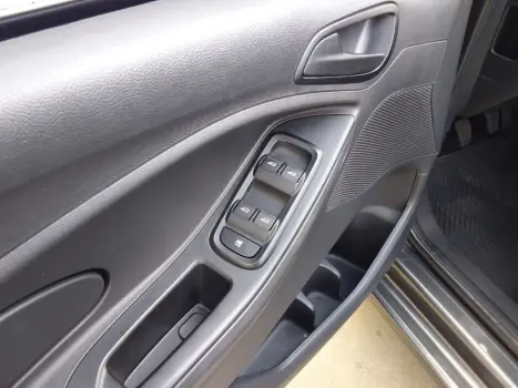 FORD Ka Hatch 1.0 12V 4P FLEX TI-VCT SE PLUS, Foto 5