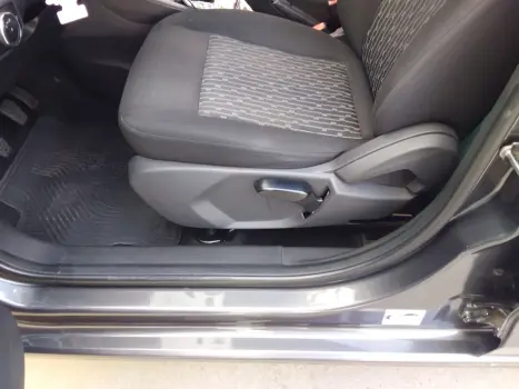 FORD Ka Hatch 1.0 12V 4P FLEX TI-VCT SE PLUS, Foto 6