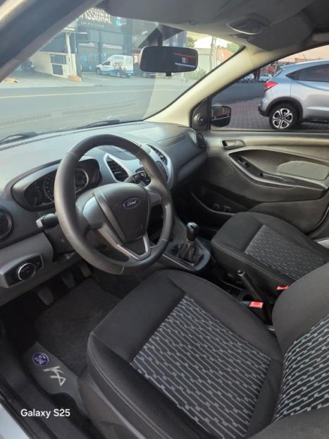 FORD Ka Hatch 1.0 12V 4P FLEX TI-VCT SE PLUS, Foto 9
