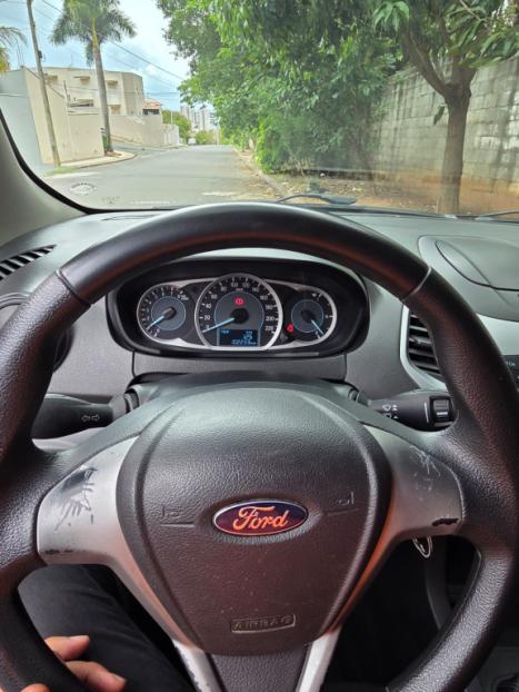 FORD Ka Hatch 1.0 12V 4P FLEX TI-VCT SE, Foto 6