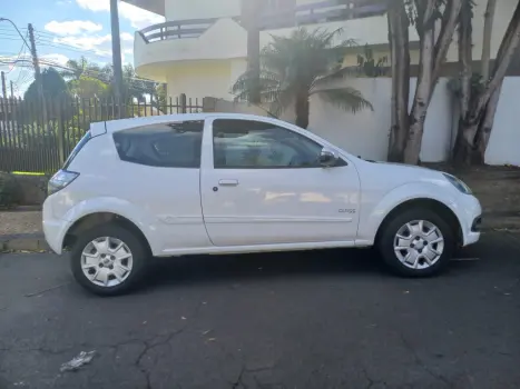 FORD Ka Hatch 1.0 CLASS FLEX, Foto 1 FORD Ka Hatch 1.0 CLASS FLEX, Foto 1