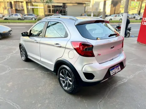 FORD Ka Hatch 1.5 12V 4P FLEX TI-VCT FREESTYLE AUTOM�TICO, Foto 3