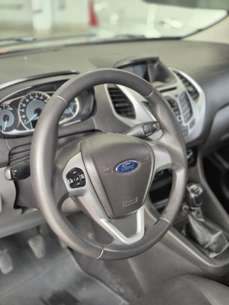 FORD Ka Hatch 1.5 16V 4P FLEX SIGMA SEL, Foto 12