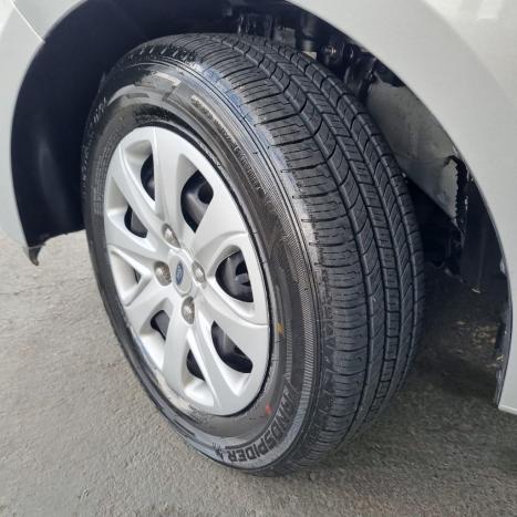 FORD Ka Hatch 1.5 16V FLEX SIGMA SE, Foto 6