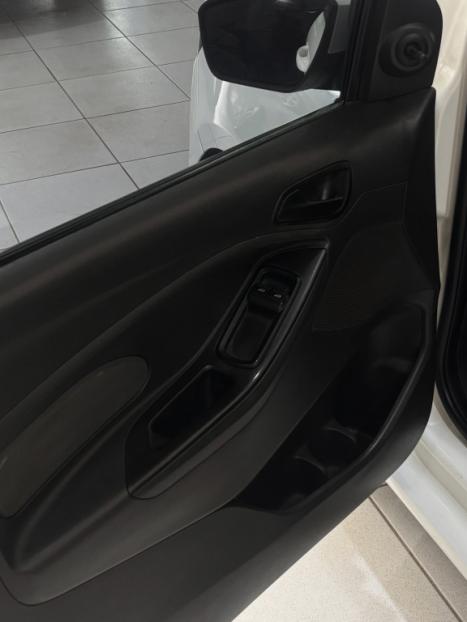 FORD Ka Hatch 1.5 16V FLEX SIGMA SE PLUS, Foto 6