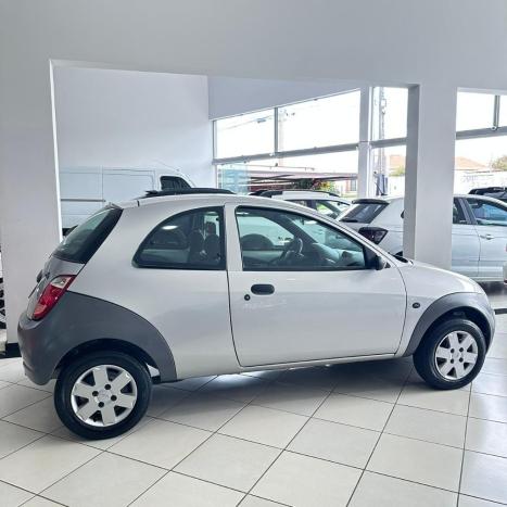 FORD Ka Hatch 1.6 XR, Foto 3