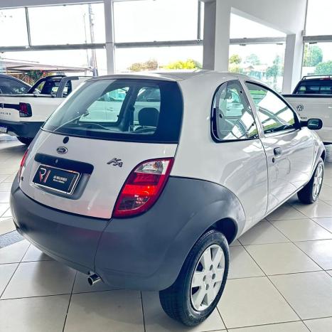 FORD Ka Hatch 1.6 XR, Foto 5