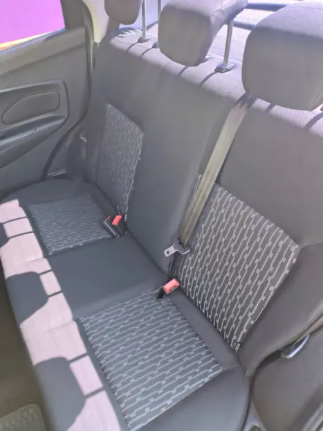 FORD Ka + Sedan 1.5 12V 4P FLEX TI-VCT SE PLUS AUTOMTICO, Foto 11