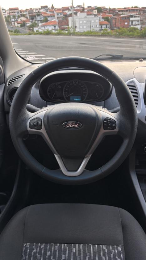 FORD Ka + Sedan 1.5 12V 4P FLEX TI-VCT SE AUTOMTICO, Foto 8