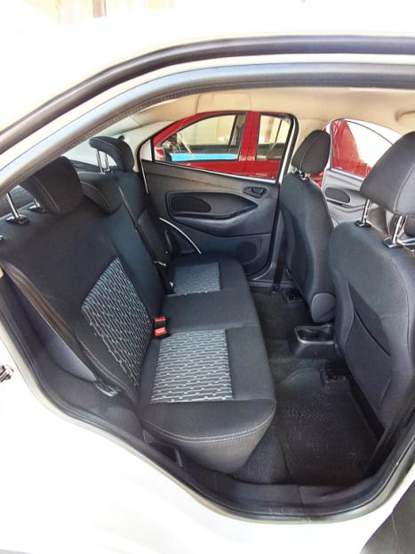 FORD Ka + Sedan 1.5 12V 4P FLEX TI-VCT SE AUTOM�TICO, Foto 5