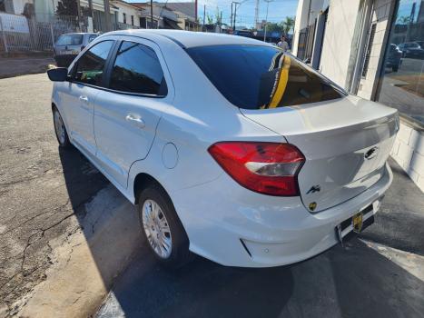 FORD Ka + Sedan 1.5 12V 4P FLEX TI-VCT SE PLUS AUTOM�TICO, Foto 4