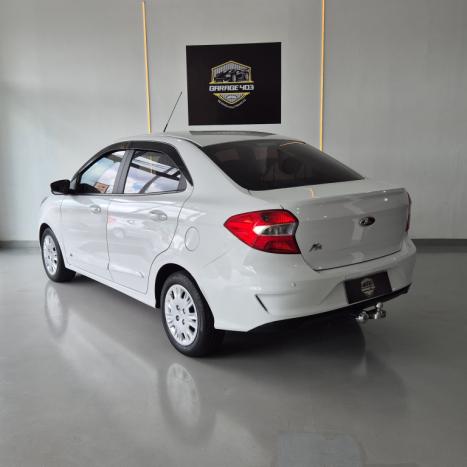 FORD Ka + Sedan 1.5 12V 4P FLEX TI-VCT SE AUTOM�TICO, Foto 4