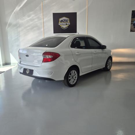 FORD Ka + Sedan 1.5 12V 4P FLEX TI-VCT SE PLUS AUTOM�TICO, Foto 3
