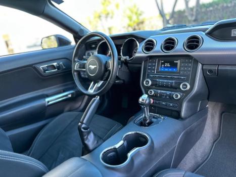 FORD Mustang 5.0 V8 24V GT PREMIUM COUP�, Foto 4