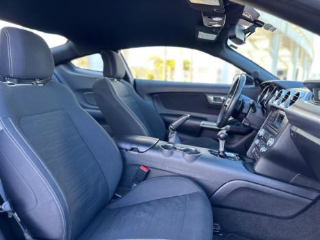FORD Mustang 5.0 V8 24V GT PREMIUM COUP�, Foto 5