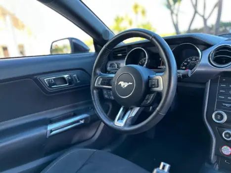 FORD Mustang 5.0 V8 24V GT PREMIUM COUP�, Foto 10