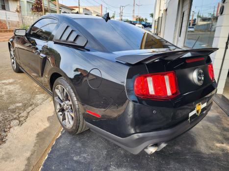 FORD Mustang 5.0 V8 32V GT COUP� AUTOM�TICO, Foto 4