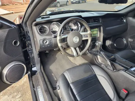FORD Mustang 5.0 V8 32V GT COUP� AUTOM�TICO, Foto 10
