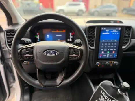 FORD Ranger 2.0 4P TURBO DIESEL XL 4X4 CABINE DUPLA, Foto 10