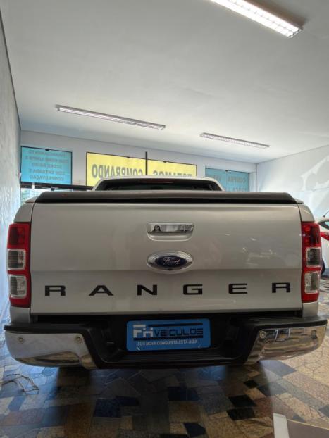 FORD Ranger 2.0 4P TURBO DIESEL BLACK CABINE DUPLA AUTOM�TICO, Foto 24