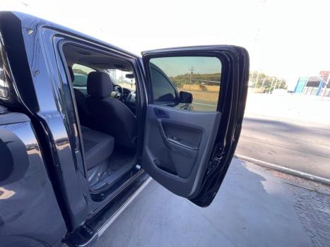 FORD Ranger 2.2 16V XLS DIESEL 4X4 CABINE DUPLA, Foto 11 FORD Ranger 2.2 16V XLS DIESEL 4X4 CABINE DUPLA, Foto 11
