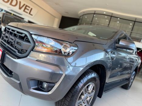 FORD Ranger 2.2 16V XLS DIESEL CABINE DUPLA AUTOMÁTICO, Foto 3 FORD Ranger 2.2 16V XLS DIESEL CABINE DUPLA AUTOMÁTICO, Foto 3
