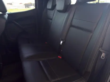 FORD Ranger 2.2 16V BLACK DIESEL CABINE DUPLA AUTOMTICO, Foto 10