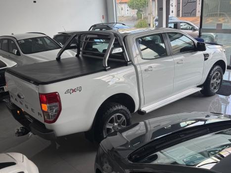 FORD Ranger 2.2 16V XL DIESEL CABINE DUPLA, Foto 2