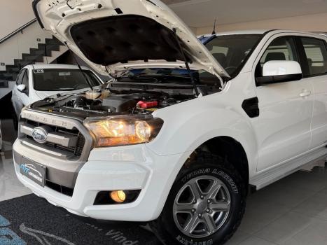 FORD Ranger 2.2 16V XLS DIESEL 4X4 CABINE DUPLA, Foto 15