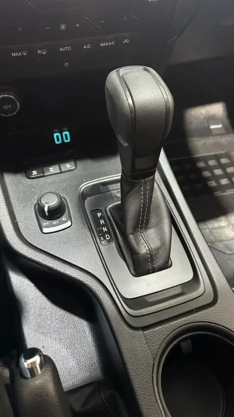 FORD Ranger 2.2 16V XLS DIESEL 4X4 CABINE DUPLA AUTOM�TICO, Foto 16