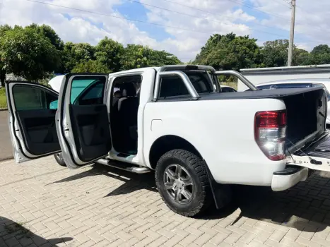 FORD Ranger 2.2 16V XLS DIESEL 4X4 CABINE DUPLA, Foto 8