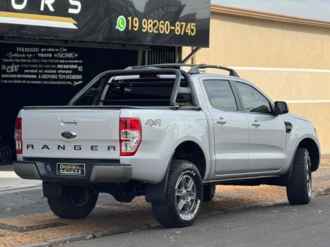 FORD Ranger 2.2 16V XLS DIESEL 4X4 CABINE DUPLA AUTOM�TICO, Foto 3