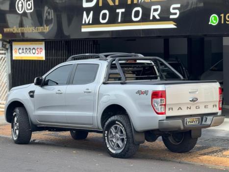 FORD Ranger 2.2 16V XLS DIESEL 4X4 CABINE DUPLA AUTOM�TICO, Foto 4