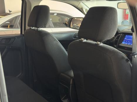 FORD Ranger 2.2 16V XLS DIESEL 4X4 CABINE DUPLA AUTOM�TICO, Foto 12