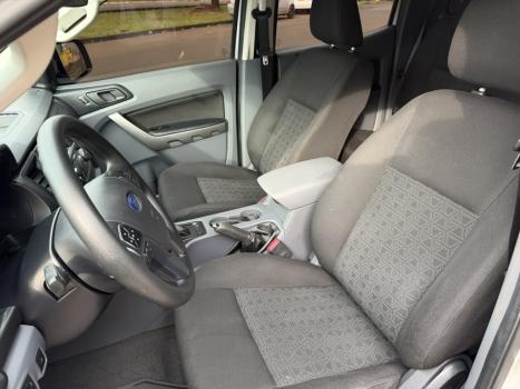 FORD Ranger 2.2 16V XLS DIESEL 4X4 CABINE DUPLA AUTOM�TICO, Foto 18