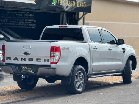 FORD Ranger 2.2 16V XLS DIESEL 4X4 CABINE DUPLA AUTOM�TICO, Foto 3