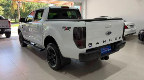 FORD Ranger 2.2 16V XLS DIESEL 4X4 CABINE DUPLA AUTOM�TICO, Foto 3