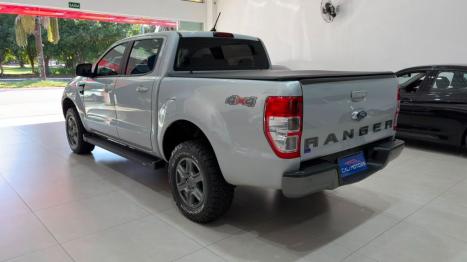 FORD Ranger 2.2 16V XLS DIESEL 4X4 CABINE DUPLA AUTOM�TICO, Foto 3