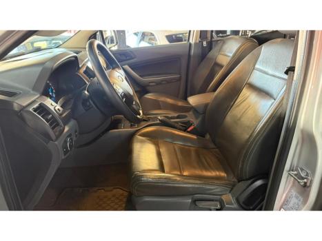 FORD Ranger 2.2 16V XLS DIESEL 4X4 CABINE DUPLA AUTOM�TICO, Foto 9