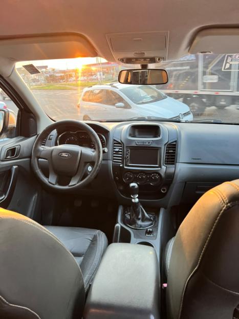 FORD Ranger 2.2 16V XL DIESEL CABINE DUPLA, Foto 10