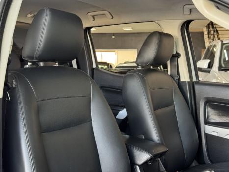 FORD Ranger 2.2 16V XLS DIESEL 4X4 CABINE DUPLA AUTOM�TICO, Foto 9