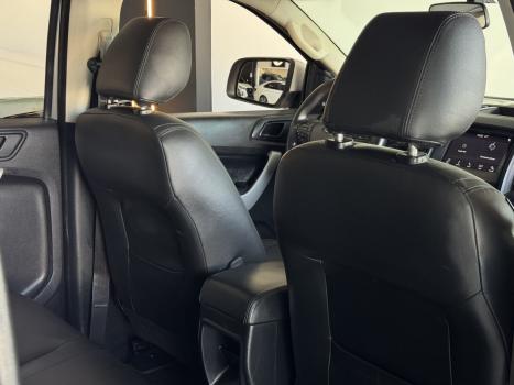 FORD Ranger 2.2 16V XLS DIESEL 4X4 CABINE DUPLA AUTOM�TICO, Foto 15