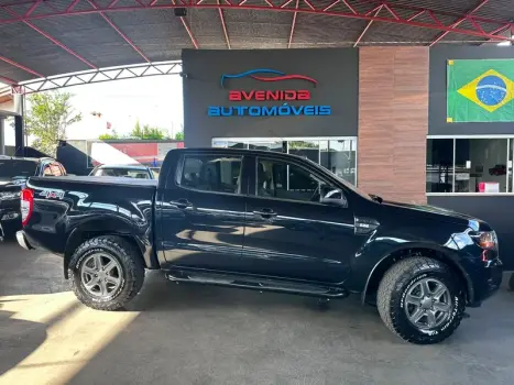 FORD Ranger 2.2 16V XLS DIESEL 4X4 CABINE DUPLA AUTOM�TICO, Foto 1
