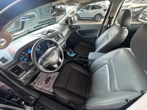 FORD Ranger 2.2 16V XLS DIESEL 4X4 CABINE DUPLA AUTOM�TICO, Foto 3