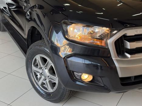 FORD Ranger 2.2 16V XLS DIESEL 4X4 CABINE DUPLA AUTOM�TICO, Foto 5